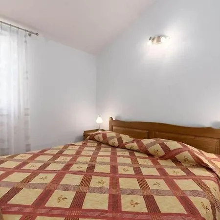 Marea With Pool 200m From The Beach *