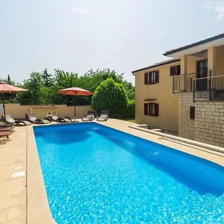 Marea With Pool 200m From The Beach 度假居
