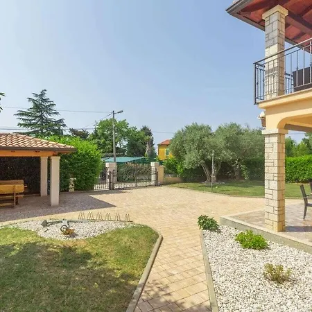 度假居 Marea With Pool 200m From The Beach 波雷奇